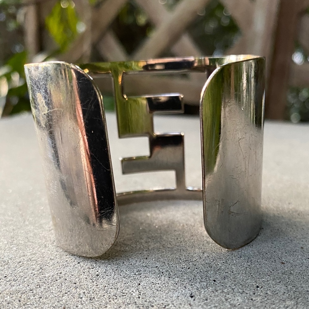 ❌ SOLD ON EBAY Fendi Logo Zucca Cuff - Picture 4 of 8